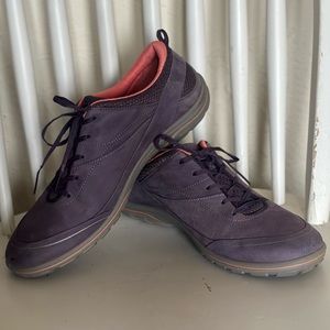 Ecco Purple and Coral Suede Shoes Sz 39 (8/8.5 US)